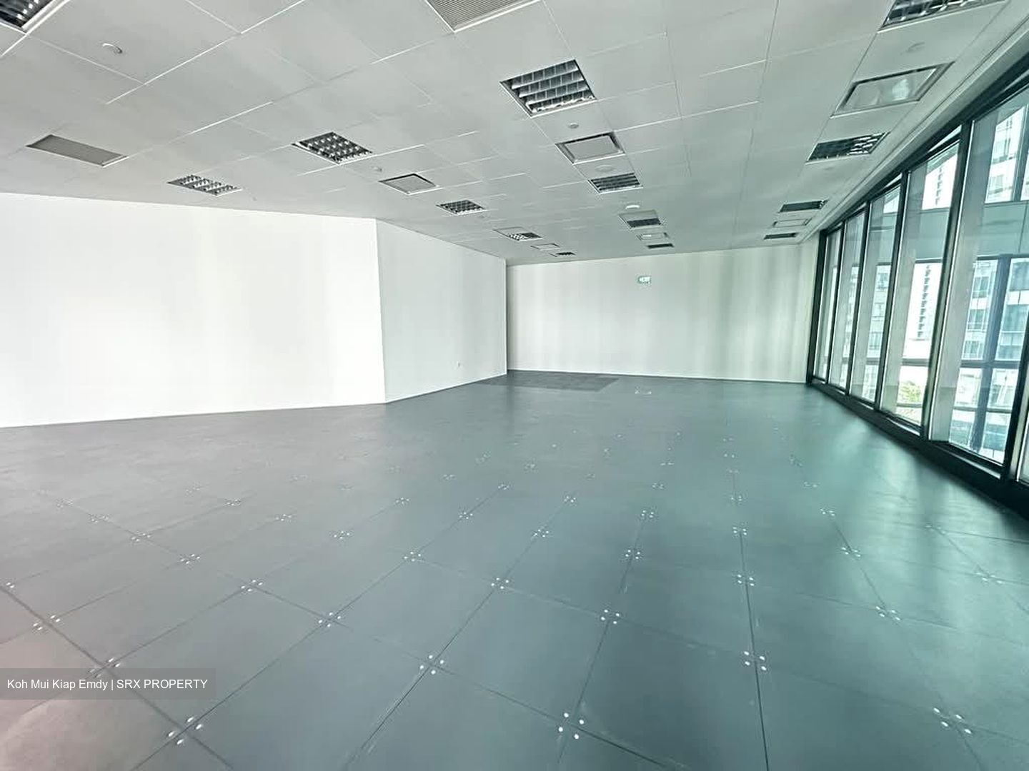 Hub Synergy Point (D2), Office #567608151